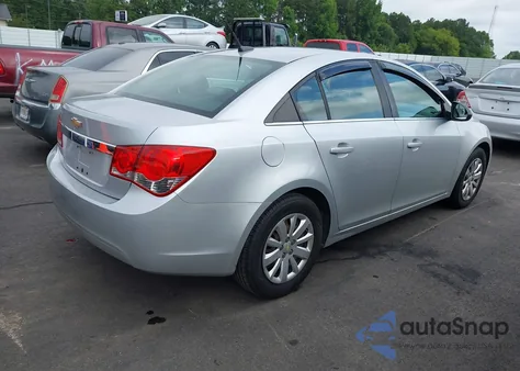 2011 Chevrolet Cruze Ls z USA, uszkodzony, nr VIN 1G1PC5SH8B7142766